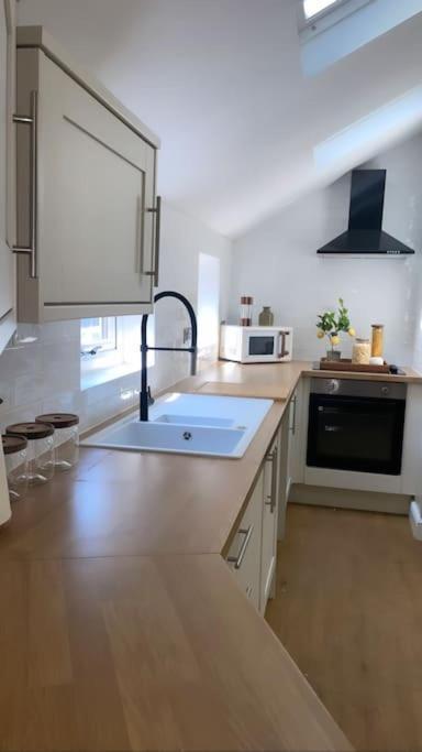 סיהאם Churchview Apartments מראה חיצוני תמונה